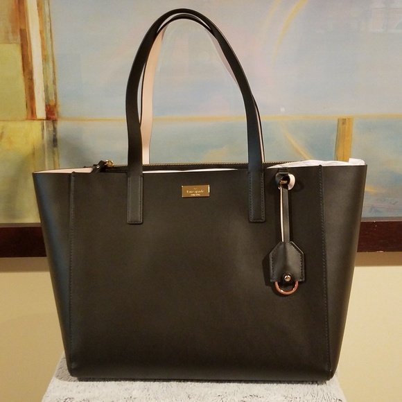 kate spade Handbags - Kate Spade Nwt. LARGE